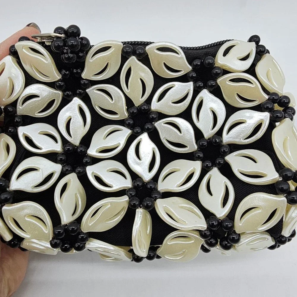 Vintage Glass Beaded Medium Black Pearl White Floral Shoulder Bag Coin Purse Set